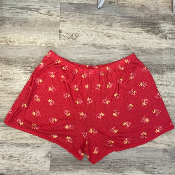 Charter Club Intimates Hot Pink with Yellow & White Palm Trees Women’s PJ Shorts - Picture 2 of 9